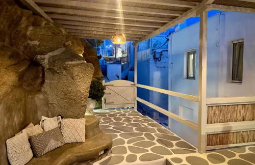 Mykonos down town - Photo 20