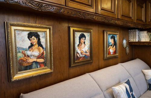 Haus der Weine - Foto 59