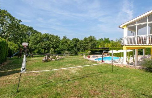 2 Bedroom Awesome Apartment In Labin - Foto 9