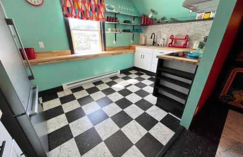 Cool, Retro Getaway in Heart of Downtown - Foto 3