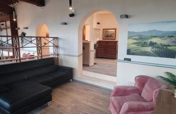 TUSCANFLAT Castle - Photo 61