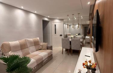 Apartamento 100 metros da praia com piscina - Foto 18