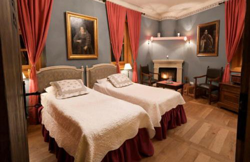 Zamek Korzkiew - Foto 42