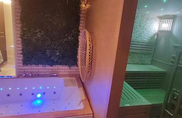 Villa lujosa con spa, piscina y sala de juegos PRIVADOS - Foto 26