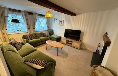 Luxury Lechlade cottage - Character and charm - Photo 12