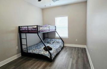 A Stylish Newly Modern Duplex Near Downtown Pensacola - Foto 15