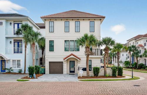 Storybook - Pet Friendly Home Near the Beach with Private Pool - Foto 1