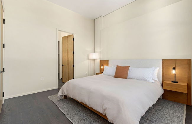 New! Modern Scandinavian Loft in Old Town Square - Photo 2