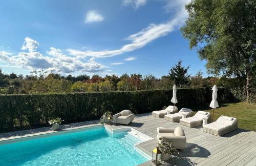 Quiet Luxury in the Heart of the Hamptons - Foto 9