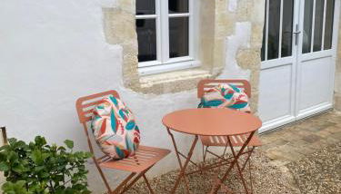 Chai rénové plein centre à 5minutes à pied de la plage - Foto 2