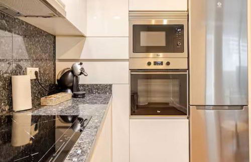 Acogedor apartamento en el centro con muchas comodidades - Photo 10