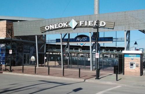 3-Br 2-Bath Family-Friendly Home -10 Min to Tulsa - Foto 14