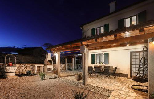 Villa Niko PET FRIENDLY 200 M FROM HIDDEN SANDY BEACH pets stays for free - Photo 28