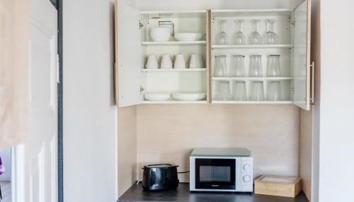 janu-homes - 3 Zimmer Apartment - 4 Betten, Waldblick vom Kirchplatz - Foto 4, minibar