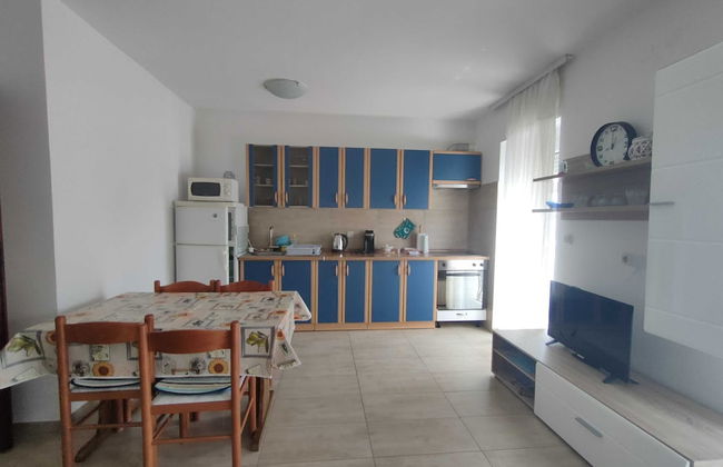 Apartments Krk With Sea View and Terrace - Photo 9