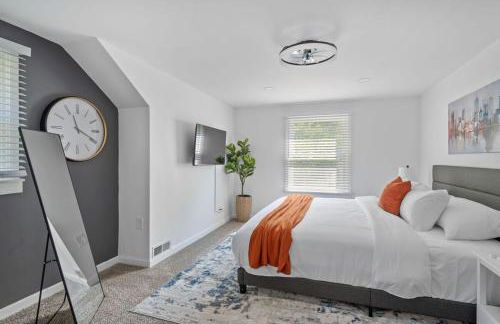 Luxury 5BR Cincinnati, Sleeps 12, Crib, Home Gym, Fenced Backyard - Foto 43