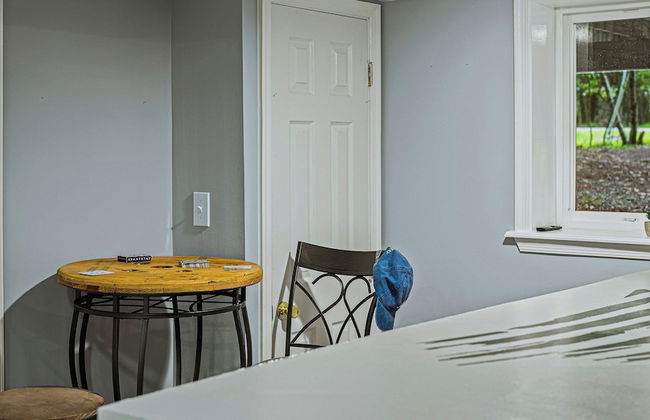 Frolic on Fern by Avantstay Enclosed Deck w/ Forest Views, Bar - Foto 41