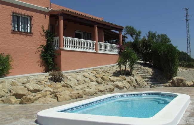 Los Garrovillos - Photo 1