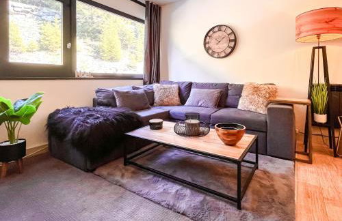 Large 2-Bedroom Apartment, Centre of Flaine Foret - Photo 39