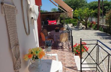 DIMITRIS EYRIAKIS COTTAGE - Photo 36