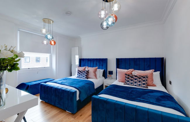 80 by Elite - Photo 38