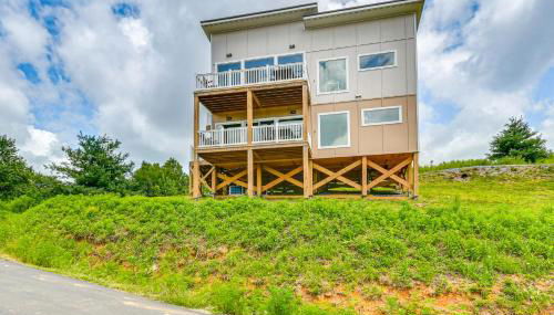 Mtn Views and Stunning Fall Hikes Maggie Valley Apt - Foto 3