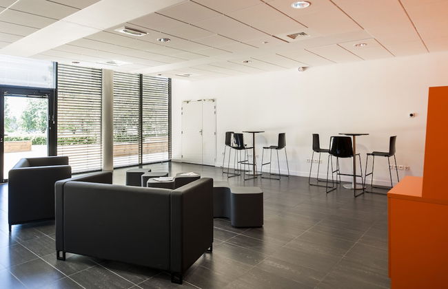 Adonis Dijon Maison Internationale - Photo 2