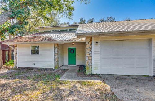 Cottage Vibes in Shalimar! Pet-Friendly Townhome - Foto 4