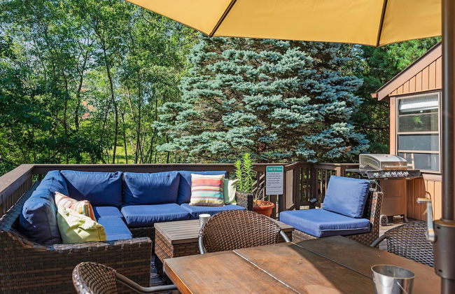 Waterside Haven by Avantstay Lakefront Hot Tub Game Room Fire Pit - Photo 38