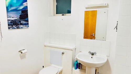 Comfortable 2-Bed Apartment - Great Links for Central London and Heathrow - Foto 3