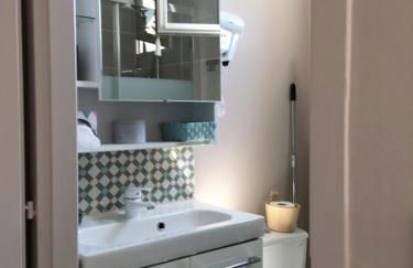 PETIT STUDIO de L'ERMITAGE - Foto 15