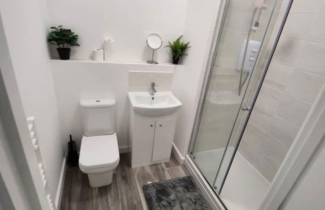 Home Away From Home in Burton on Trent - Foto 12