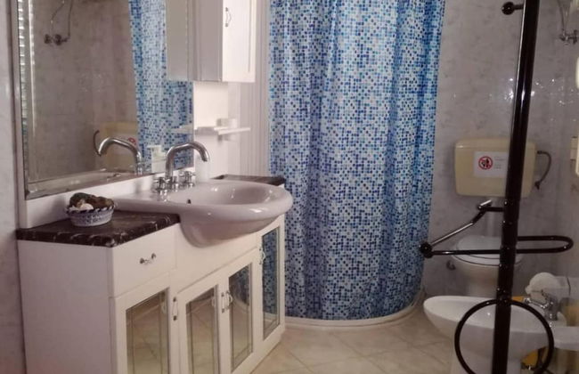 Villa Francesca in Full Relaxation - Wi-fi Near the sea - Foto 12