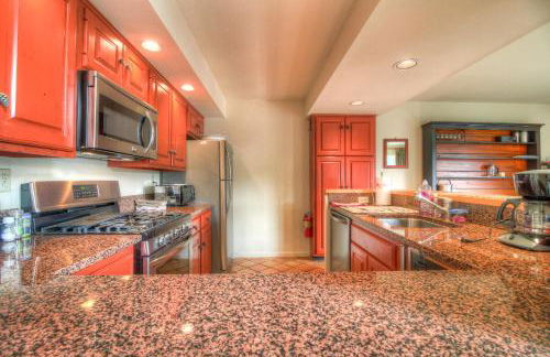 Stratton Mountain Condo with a Hot Tub! Sleeps 12! - Photo 64