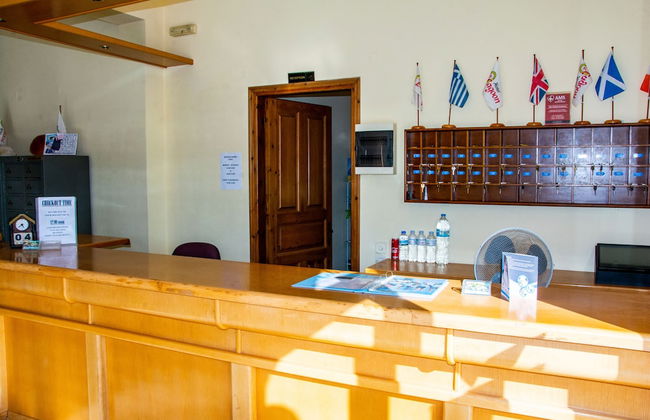 Lagoon Hotel & Apartments - Foto 2