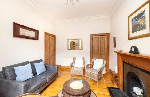 Charming 1-Bedroom Edinburgh City Getaway - Foto 7