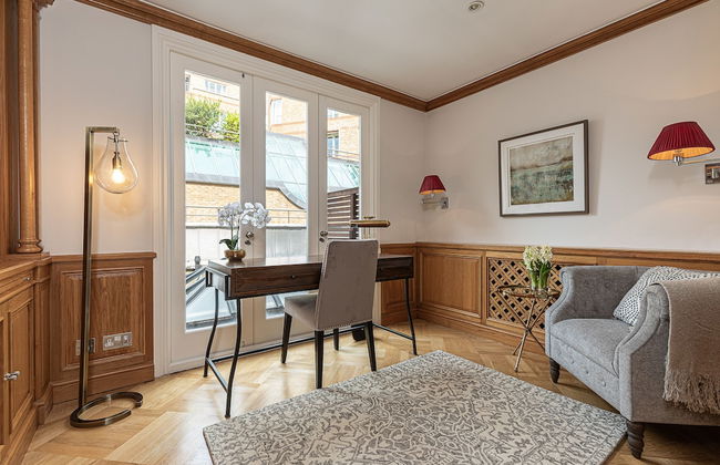 JOIVY Stunning 6-bed house near Harrods in Knightsbridge - Photo 43