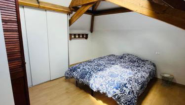 Logement 4 pers - Cœur de ville - calme - boîte à clé arrivée autonome à partir de 16h00 départ 11h00 - Foto 3