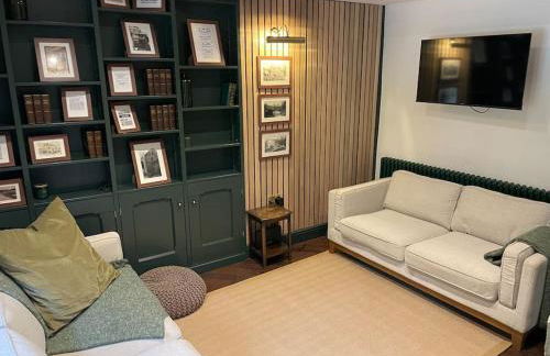 Former Corn Mill Cottage on the North Wales coast - Photo 3