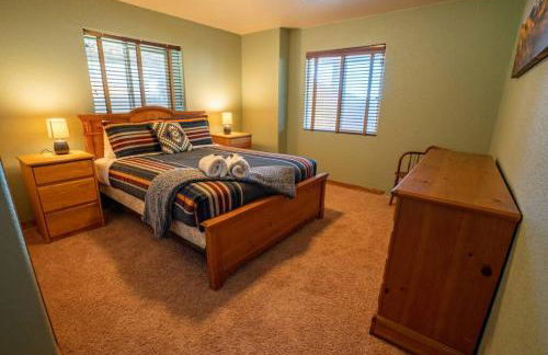 Bear Creek Lodge - Spa - Fire Table - 3min to Trails - Foto 32