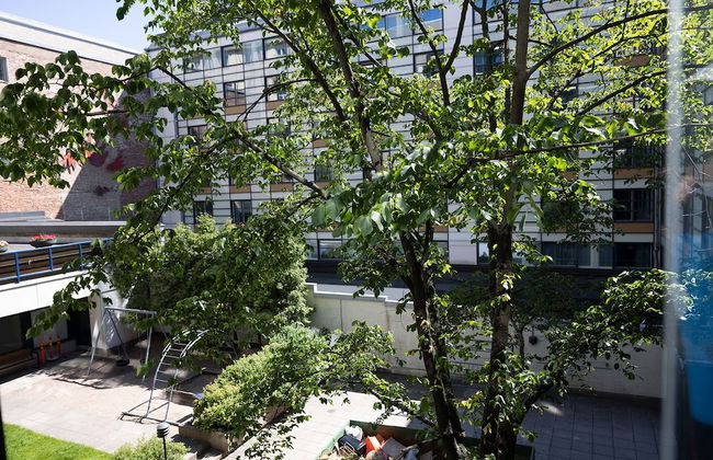 2ndhomes 2BR Center Apartment w Balcony - Foto 29