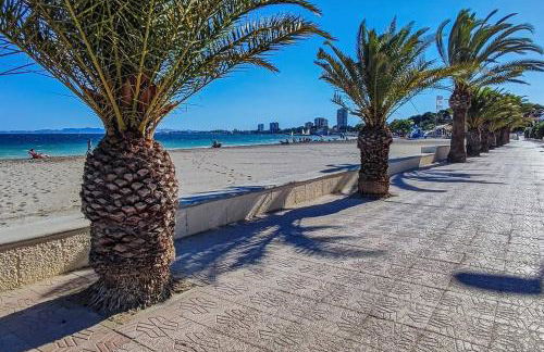 Apartment 50m from the sea, pool, AC, parking - Foto 25