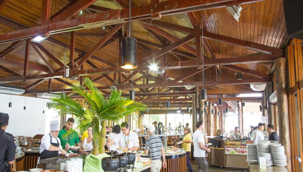 1 día en Foz: cataratas brasileñas, Macuco safari y almuerzo en Porto Canoas - Foto 1