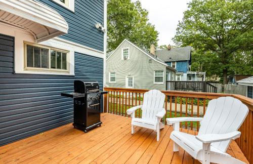 The Akron Retreat: Modern 3-Bedroom Oasis - Foto 46