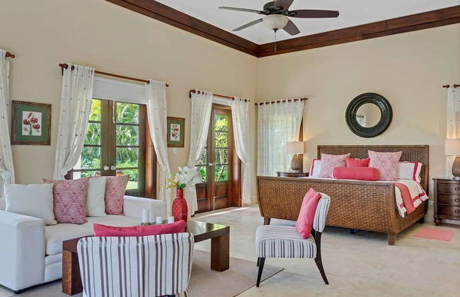 Sophisticated Villas With Private Pools and Staff - Foto 42