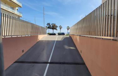 Badalona Beach Apartment - Photo 22