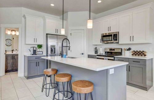 Modern Work/Relax - Private Hottub & Firepit - Foto 18