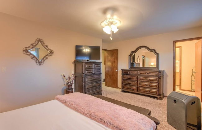 4BR Entertainer AF Academy Hot Tub, Firepit! - Foto 8