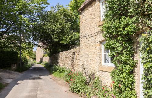 Woodbine Cottage - Photo 29