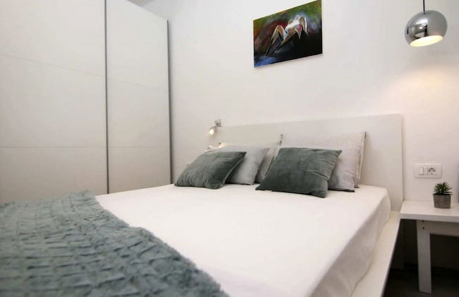 Secluded Oasis With Pool, Outdoor Kitchen, & Landscaped Terraces - Foto 3